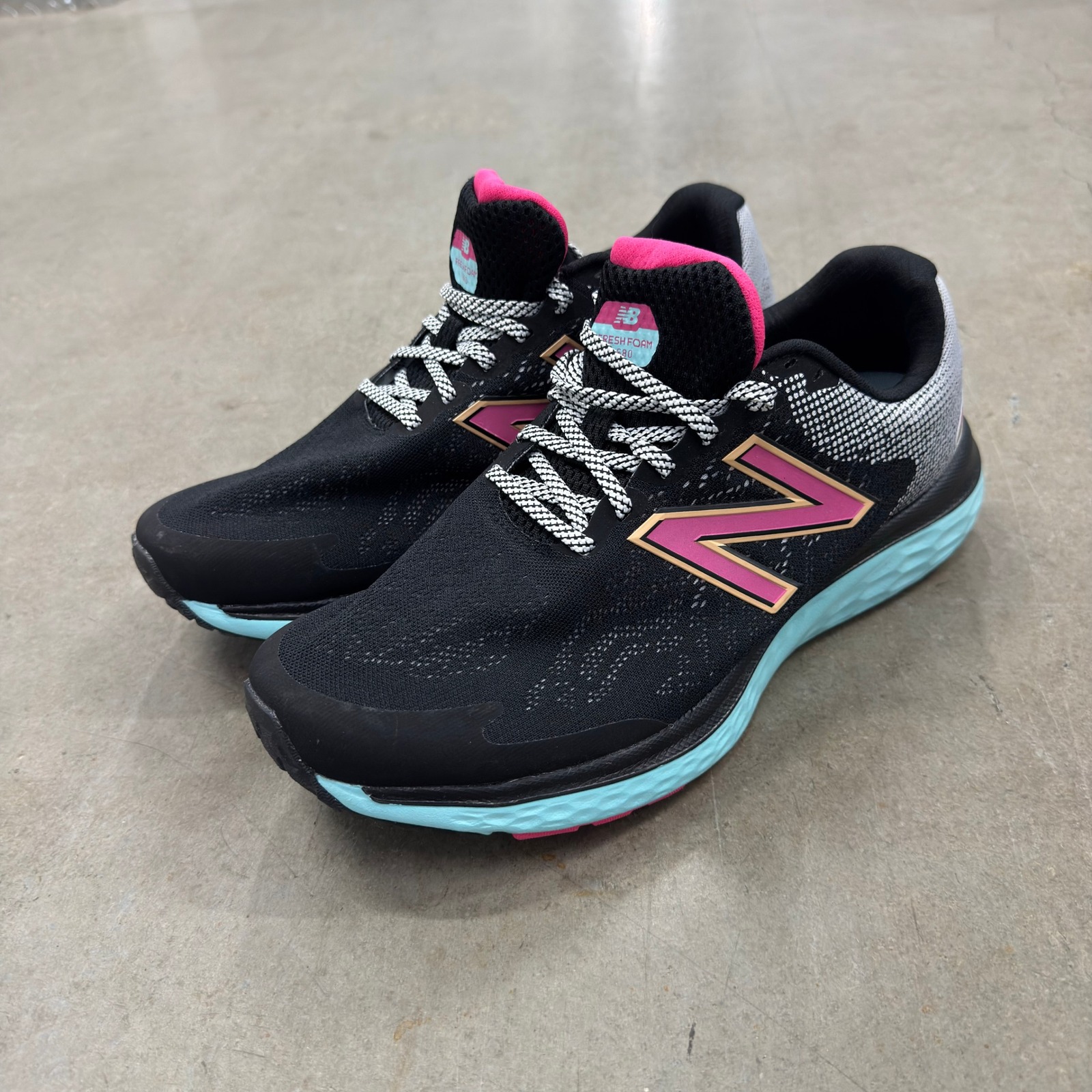 New Balance Fresh Foam 680v7 Womens Running Shoes Black Pink Blue W680yf7 Sz 11